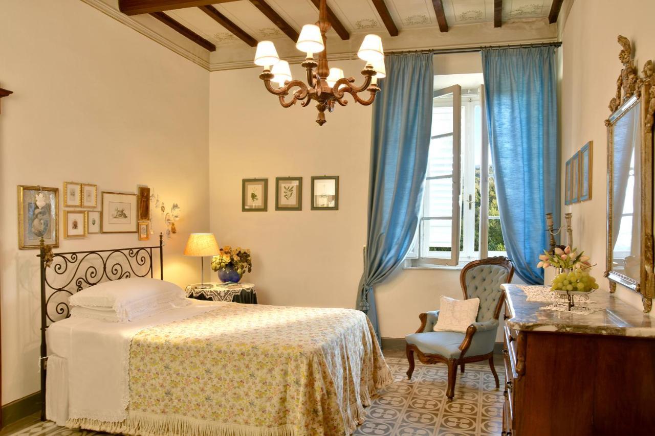 Villa Carlotta Con Piscina Lari Exteriér fotografie