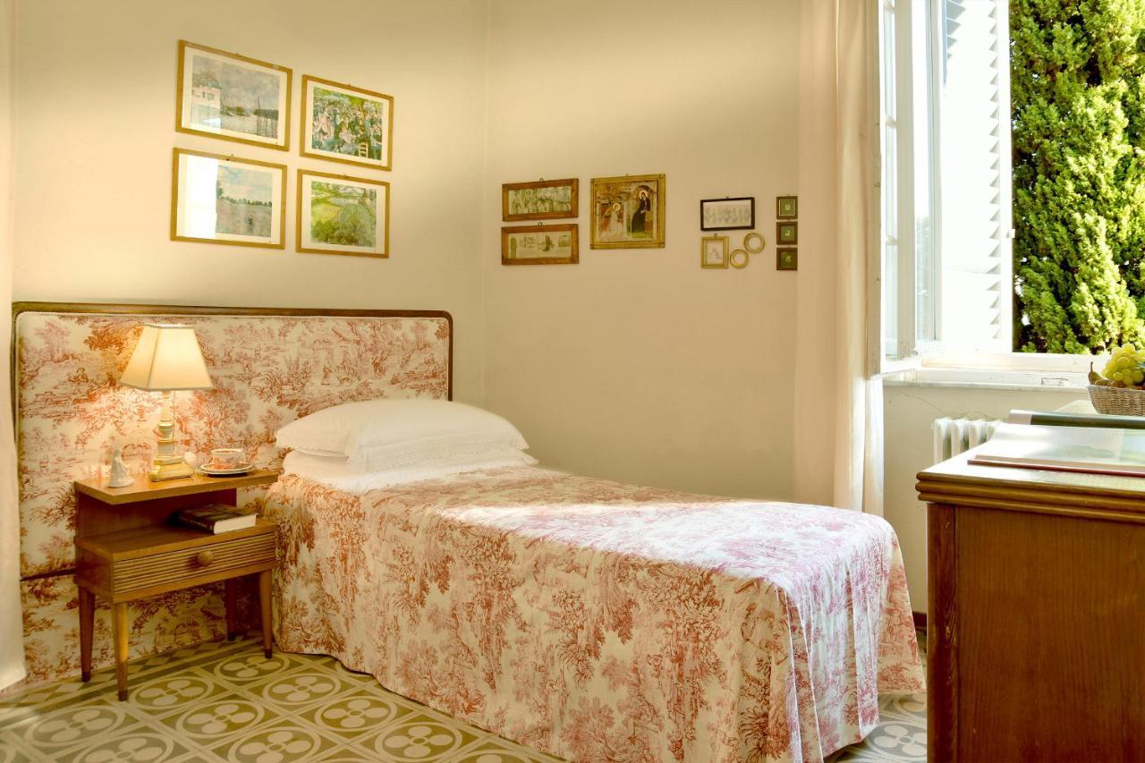 Villa Carlotta Con Piscina Lari Exteriér fotografie