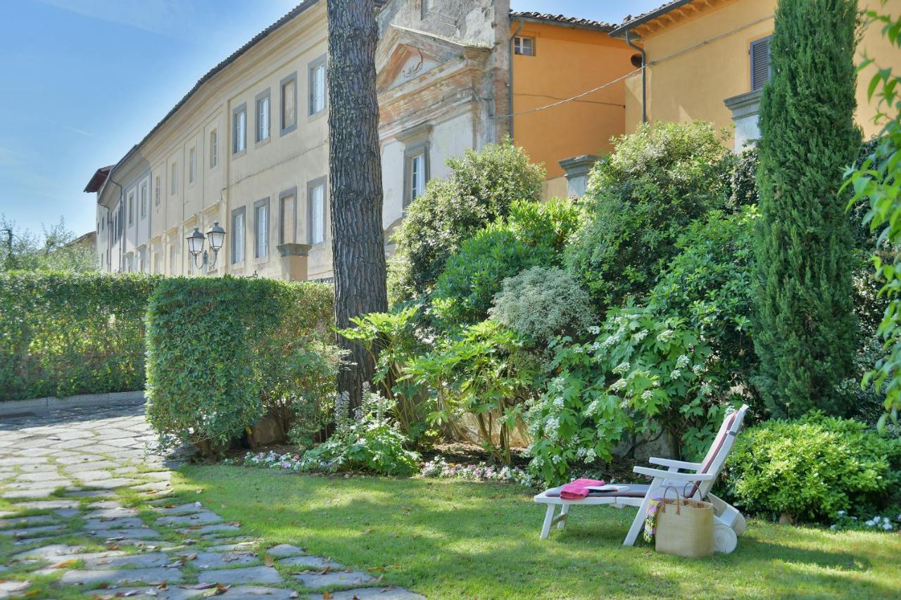 Villa Carlotta Con Piscina Lari Exteriér fotografie