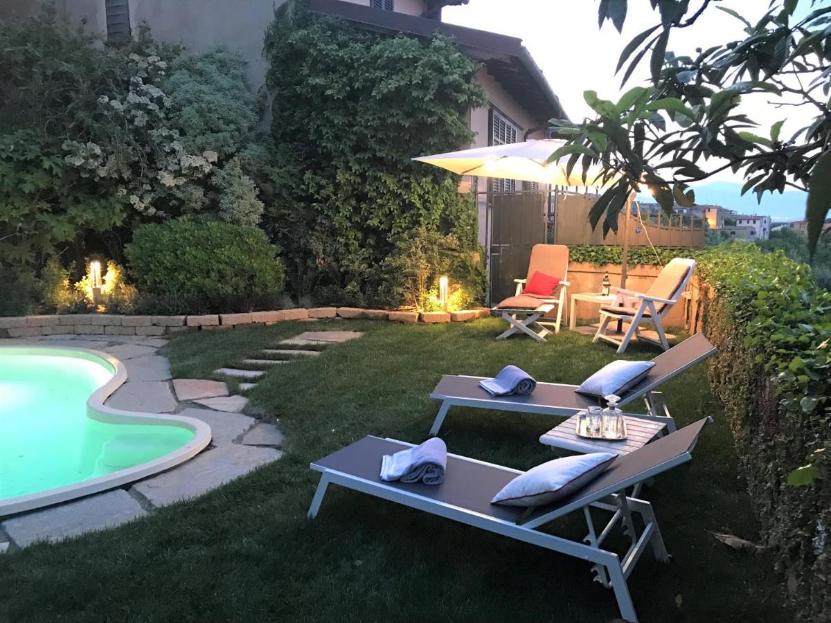 Villa Carlotta Con Piscina Lari Exteriér fotografie