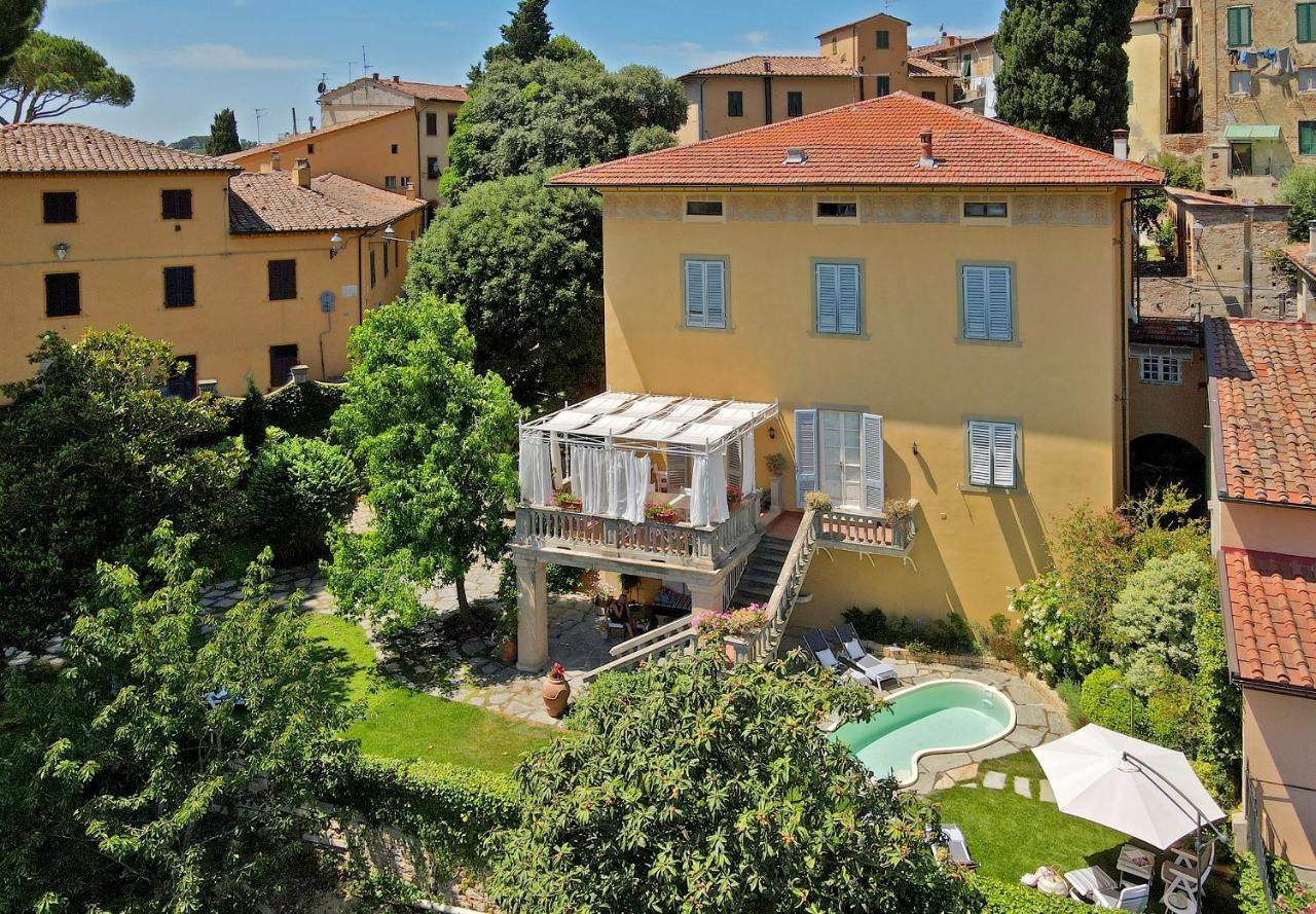 Villa Carlotta Con Piscina Lari Exteriér fotografie